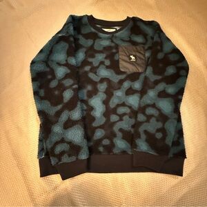 Abercrombie kids Black and Green Crew Nexk Sweater